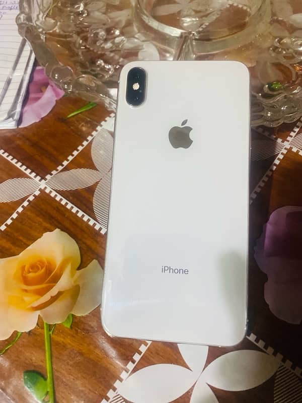 iPhone xsmax 64gb 1