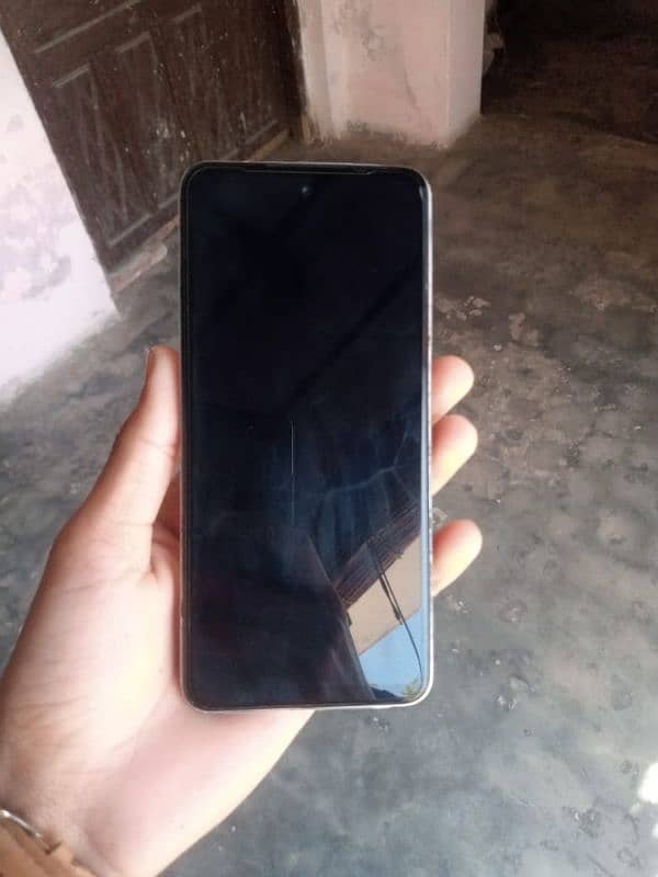 infinix smart 8 10 by 10 condition 4. . . 64 memory 2