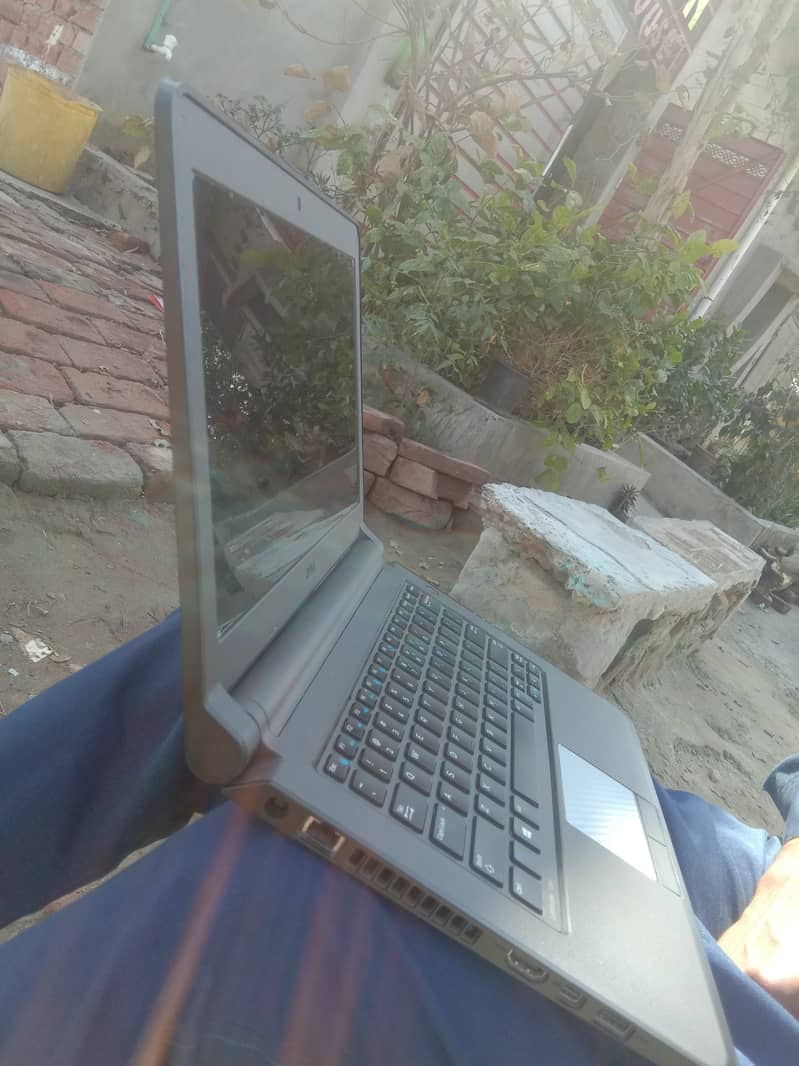 Dell laptop latitude new condition 4