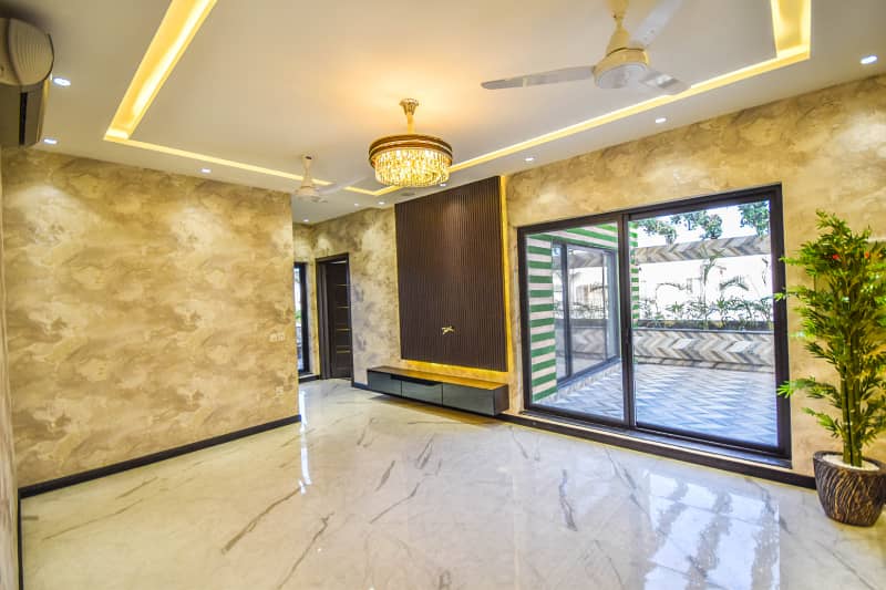 Full Basement Most Luxury Design 01 Kanal Top Location House Available For Sale 16