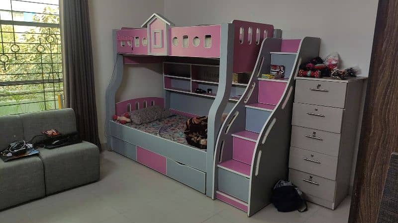 Kids Pillar Bunk Bed 0