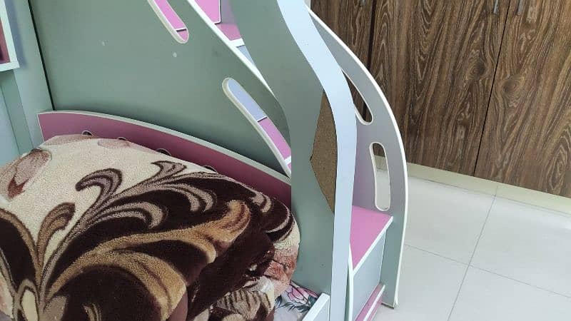 Kids Pillar Bunk Bed 3