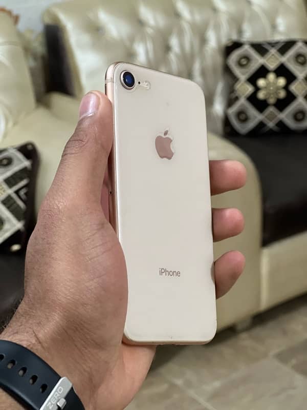 i phone 8 with box 64 Gb 10/10 condition 3