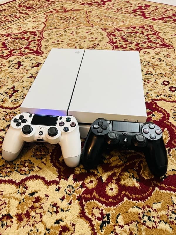 Sony PlayStation 4 - Japanese Model (White) - 1 Year Used 0