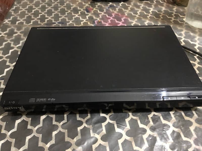 Sony SR400P DVD Player Almost new 1