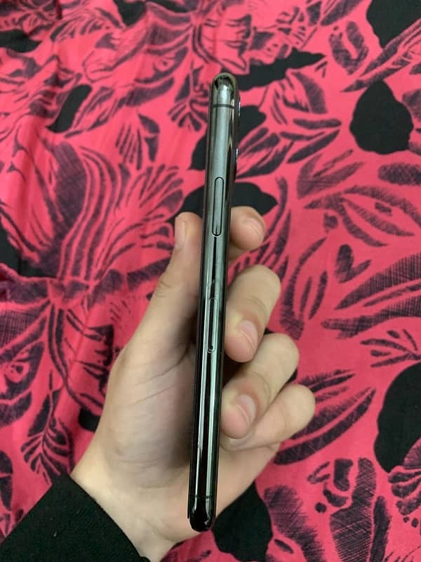 iPhone 11 Pro non pta water pack 1