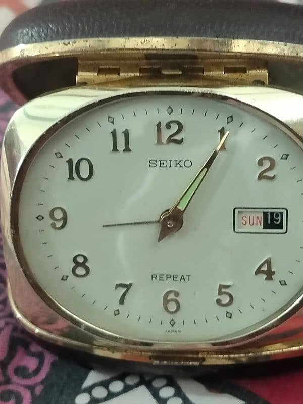 antique Seiko 5 Vintage Japan Alarm Day Date Travel Clock table brass 3