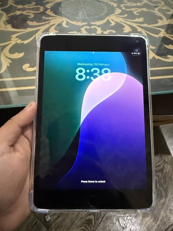 iPad mini 5 cellular 1