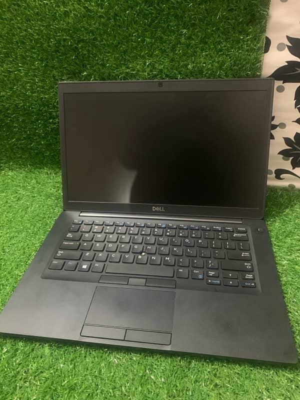 dell 7490 quad core i5 16/256 3