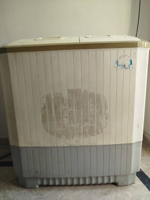 Imported Washing Machine with dryer (Electrolux) 0