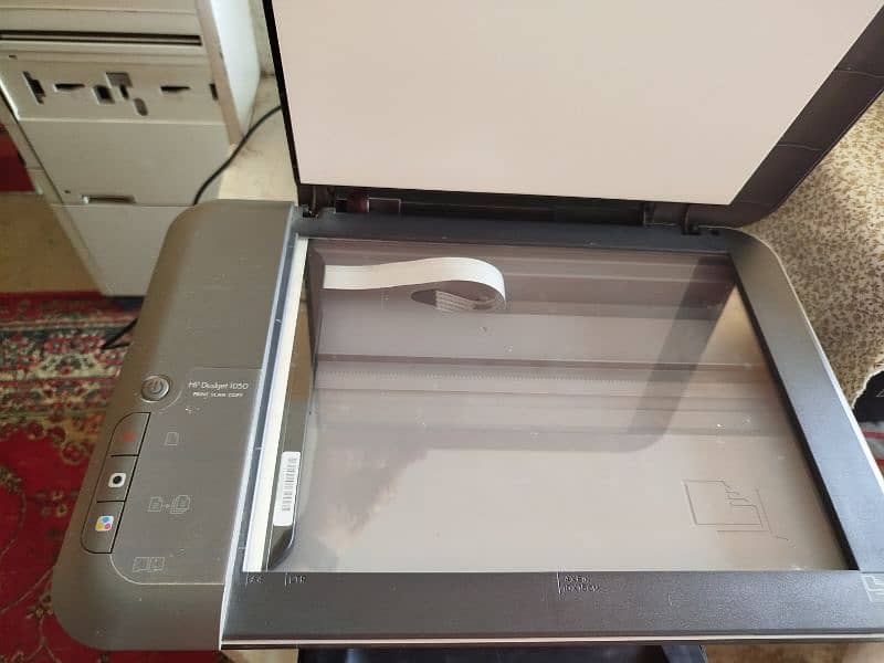 HP Deskjet 1050 1