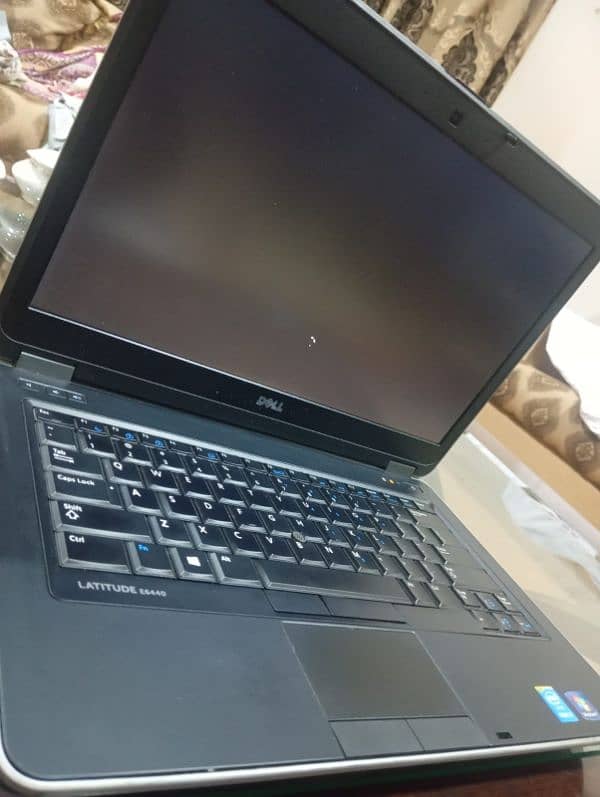 Dell Laptop 6