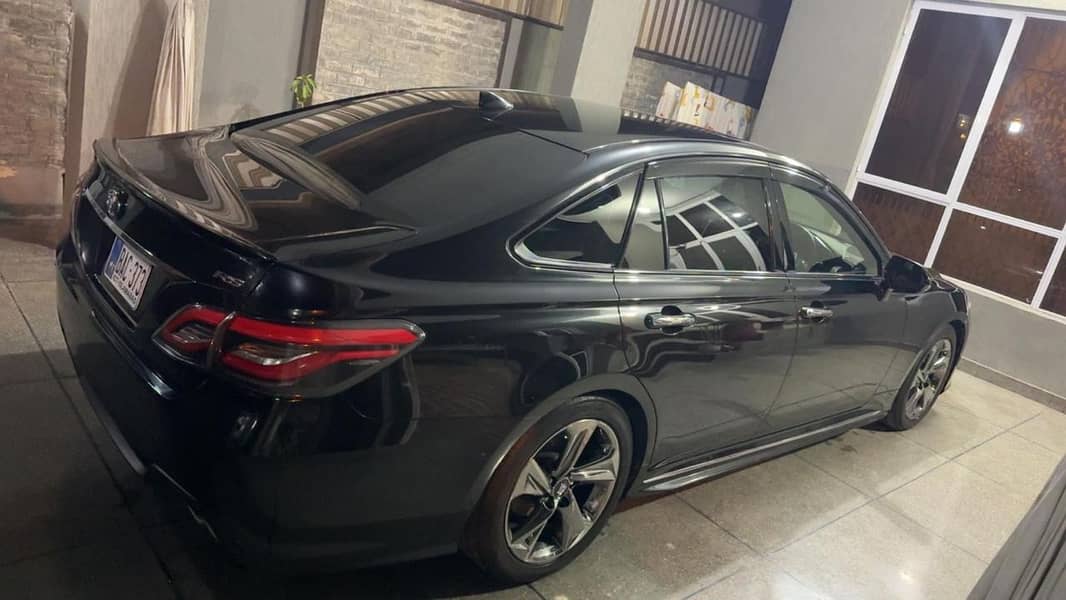 Toyota Crown RS Advance 2018 2