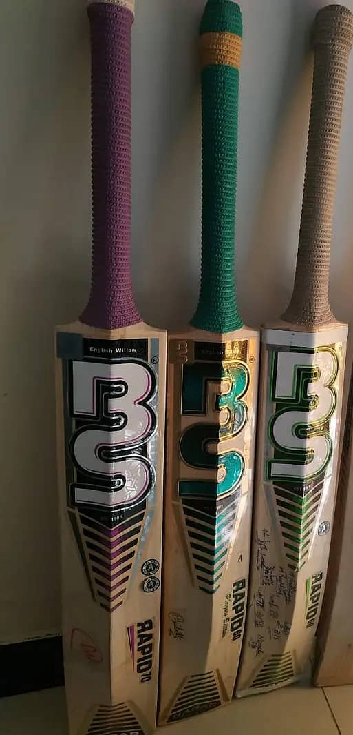 Used cricket bat in a very good condition for sale 2