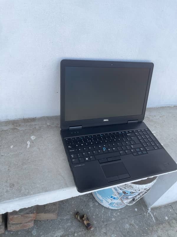 Dell latitude 5540 Core i5 4th Generation lightning keyboard 1