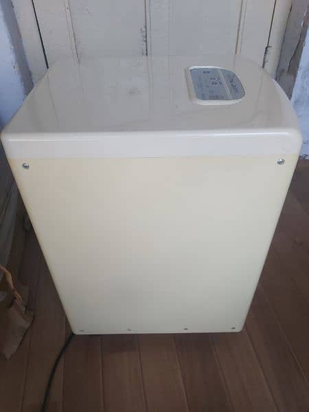 Dehumidifier DY-650EB 6