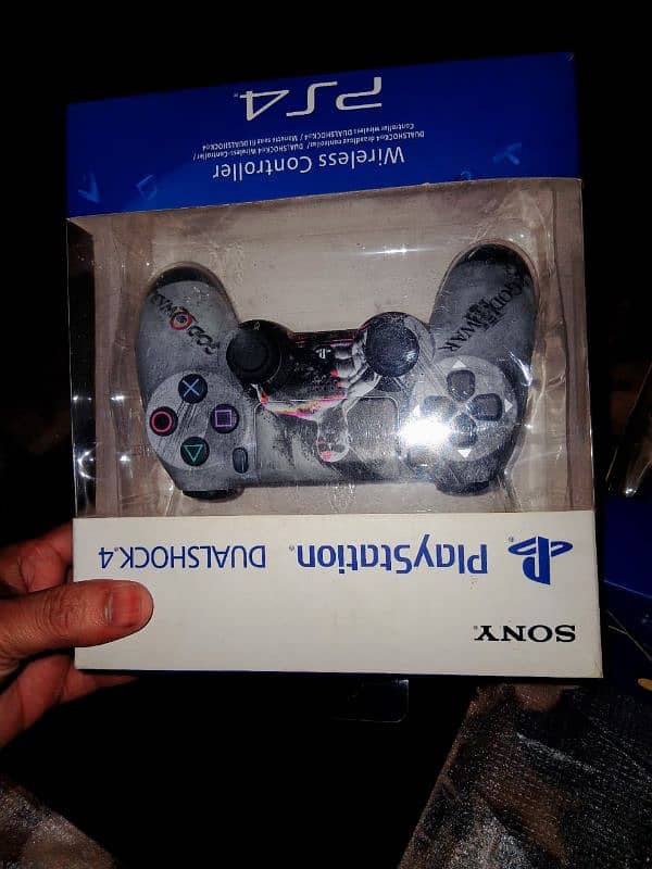 PS4 FOR SALE WITH 2 CONTROLLERS 3