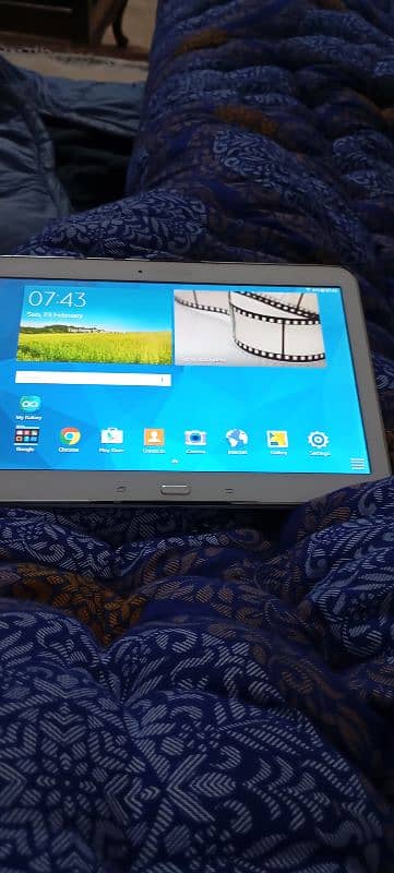 tablet 4 Samsung 1