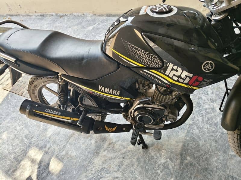 Yamaha YBrG.  Yamaha YBRG Black.        Yamaha YBRG 125G 6