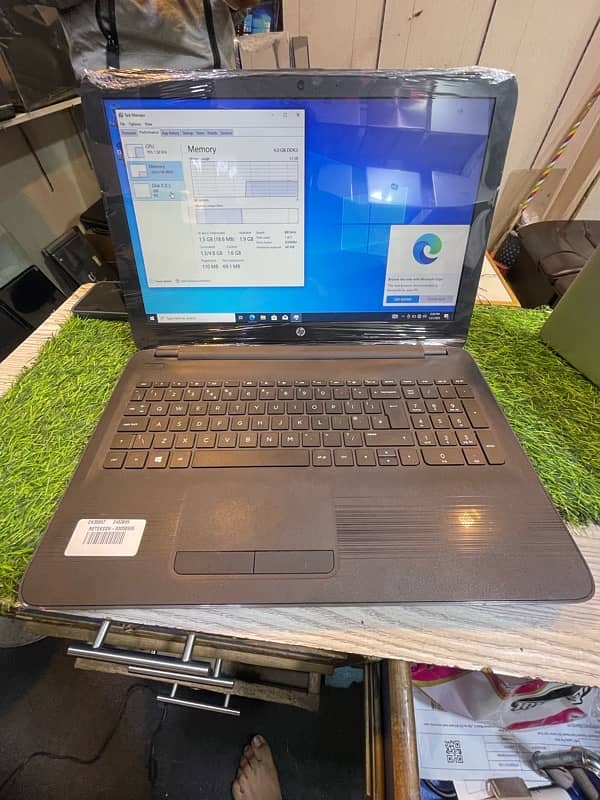 HP Notebook 250 G5 Amd with Graphics Gaming User 3