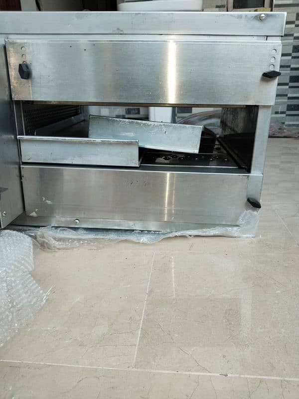 PIZZA OVEN 4