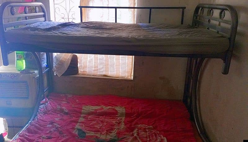 iron bunk bed in good condition 2