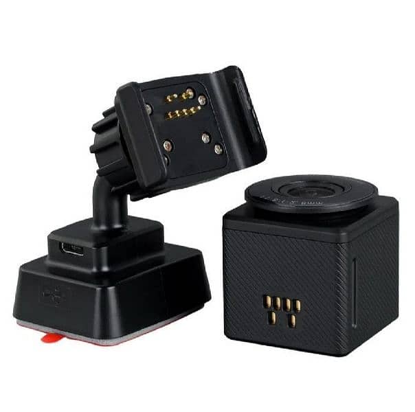 Front Dash Cam/ WiFi Camera/ Bluetooth and SD card supported. 3