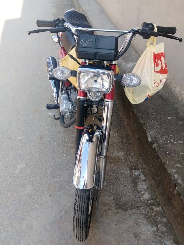 Honda CG 125 Red colour 23 model condition out class ha 6