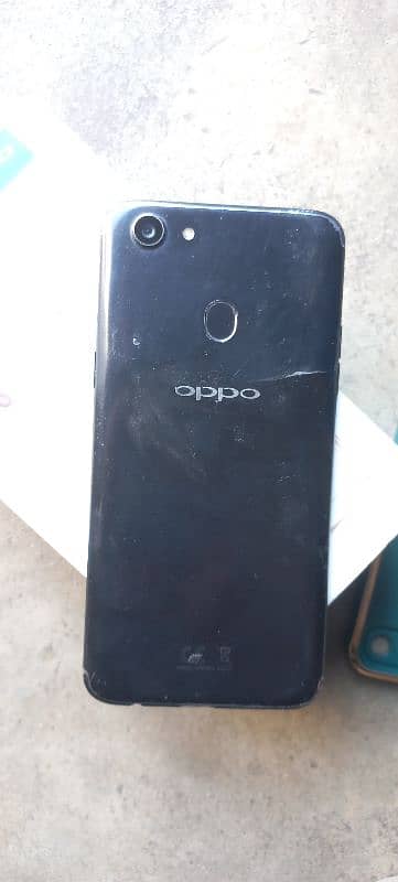 Oppo F5 4