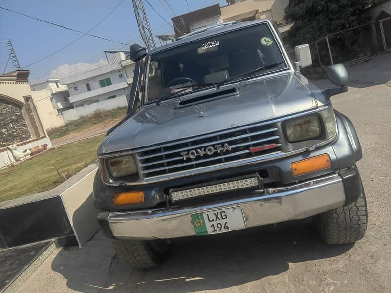 Toyota Land Cruiser Model  1992 12