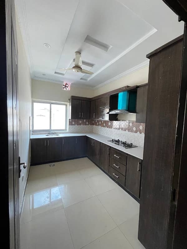 7 Marla Upper Portion Available For Rent In Bahria Town Phase 8 Rawalpindi 3