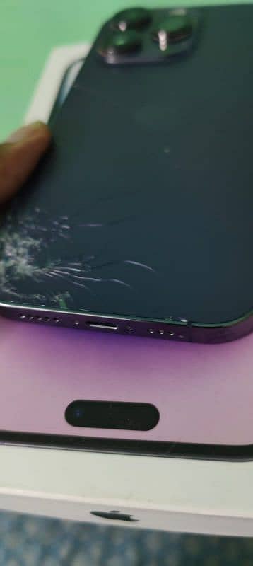 iphone 14 pro pta approved back crack 4