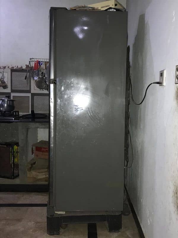 Dawlance fridge for sale 1