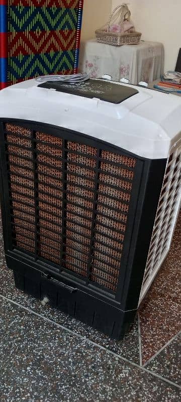 air cooler 10/9 condition for sale 1