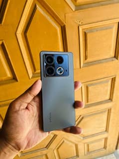 infinix note 40 (8/256)