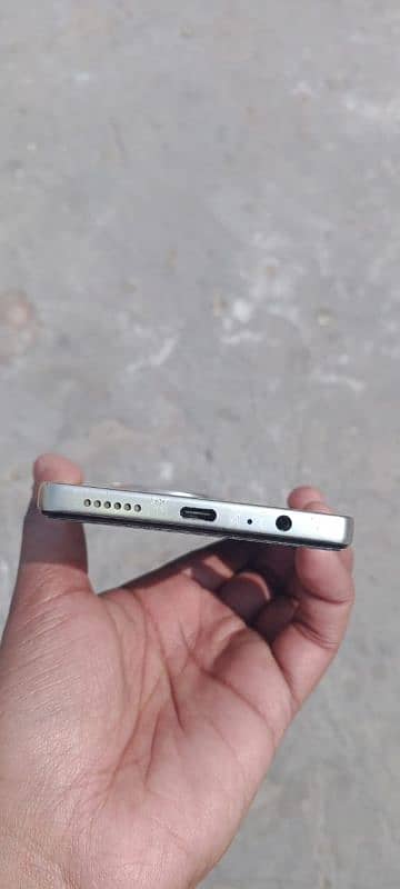 tecno caomon 30 8 256 urgent sale 4