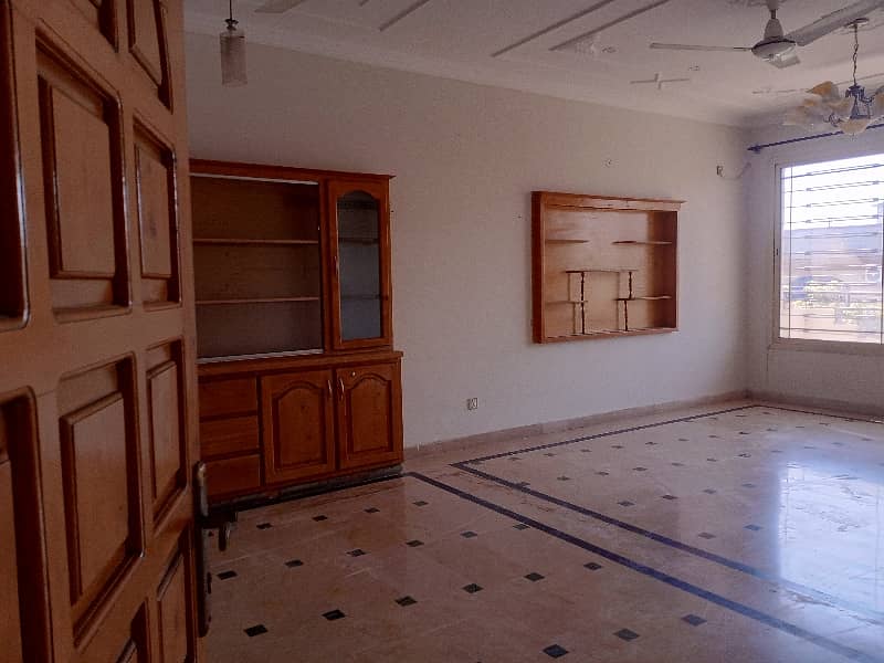 10 Marla Double Storey House for Rent 3