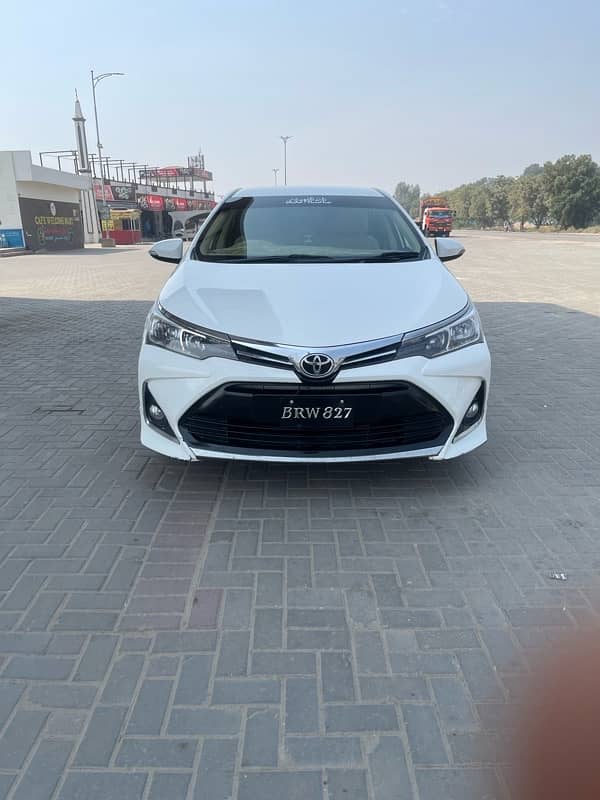 Toyota Corolla GLI 2020 Super white 1