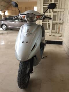 HONDA DIO SCOOTY