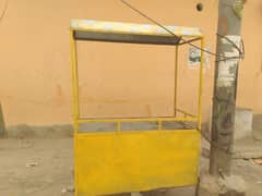 Fast food stall with roll samosa fish fry and fries  machine