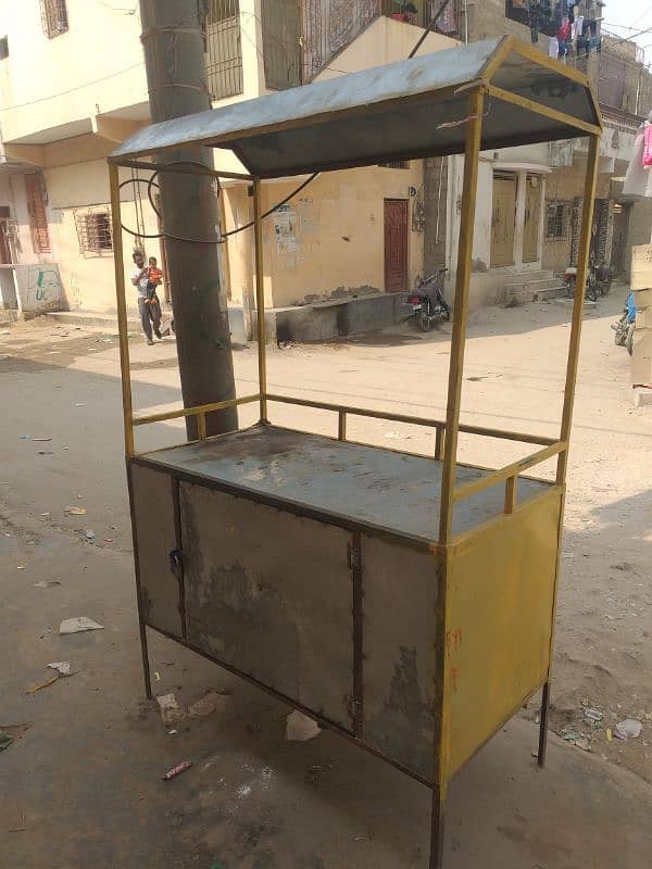 Fast food stall with roll samosa fish fry and fries  machine 2