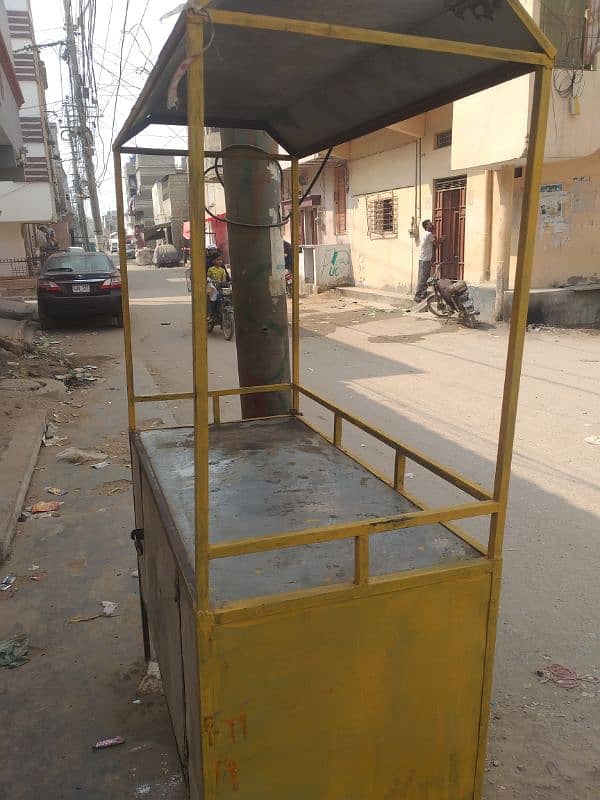 Fast food stall with roll samosa fish fry and fries  machine 3