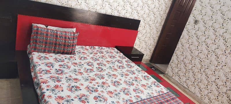 urgent bed set for sale 7