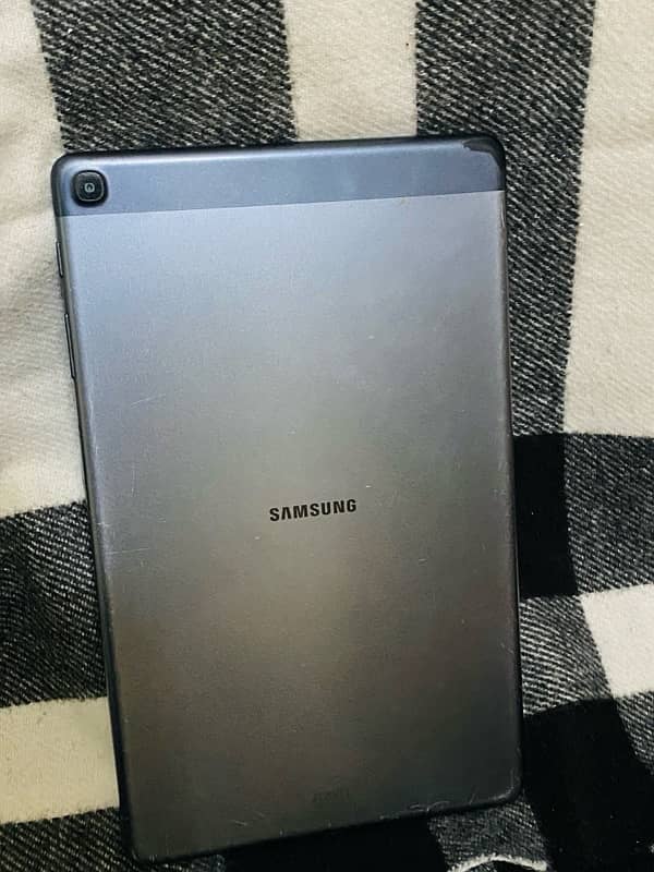 samsung tab A (SM-T510) 0