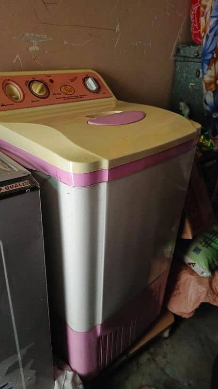 2 Washing Machine For sale  condition 10by10 2