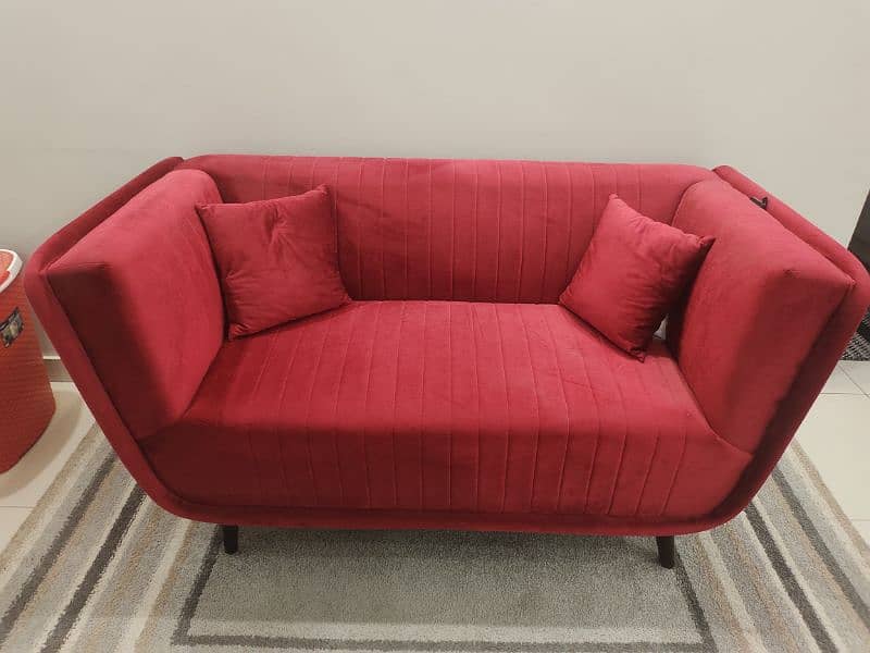 Velvet 2 seater sofa 0