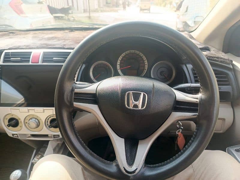 Honda City Aspire 2014 3