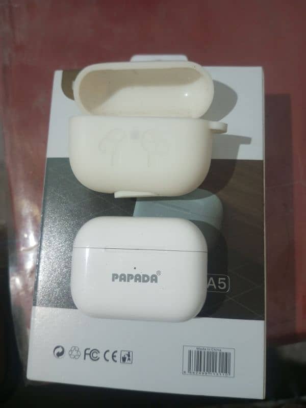 Papada A5 earphones 1