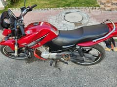 Yamaha YBR 125 2015