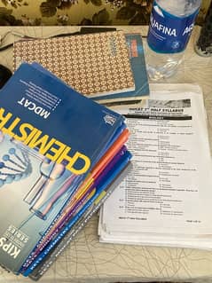 Kips Mdcat books, notes and few flps